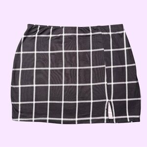 Rue21 Black and White Windowpane Mini Skirt with Side Slit